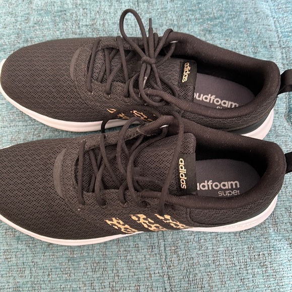 adidas Shoes Adidas Cloud Foam Tennis Shoes Size 9 Poshmark